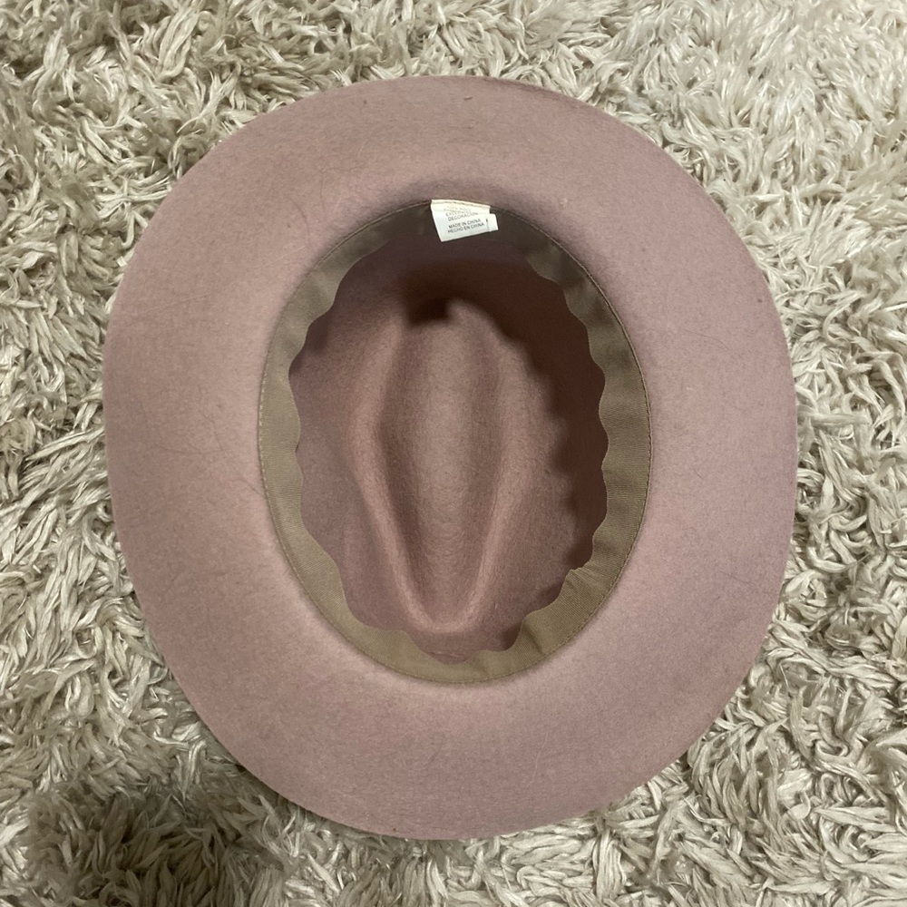 Pink wool hat - Picture 2 of 3